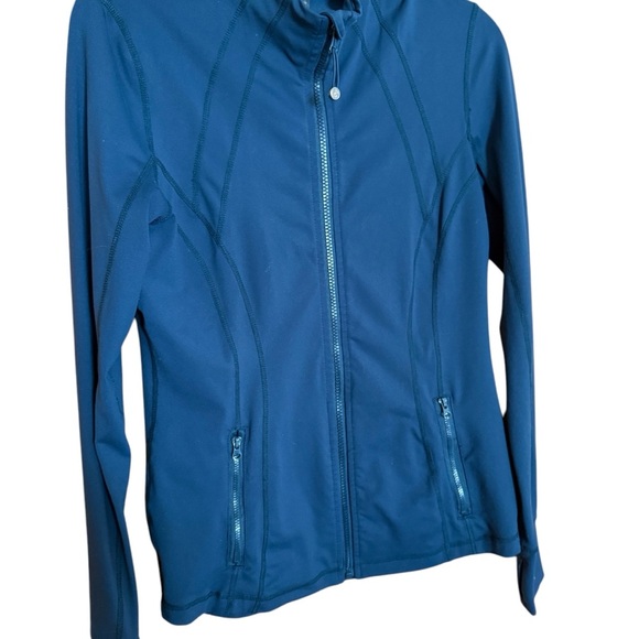 90 Degree By Reflex Blue Performance Jacket with Fitted Silhouette - Picture 3 of 15